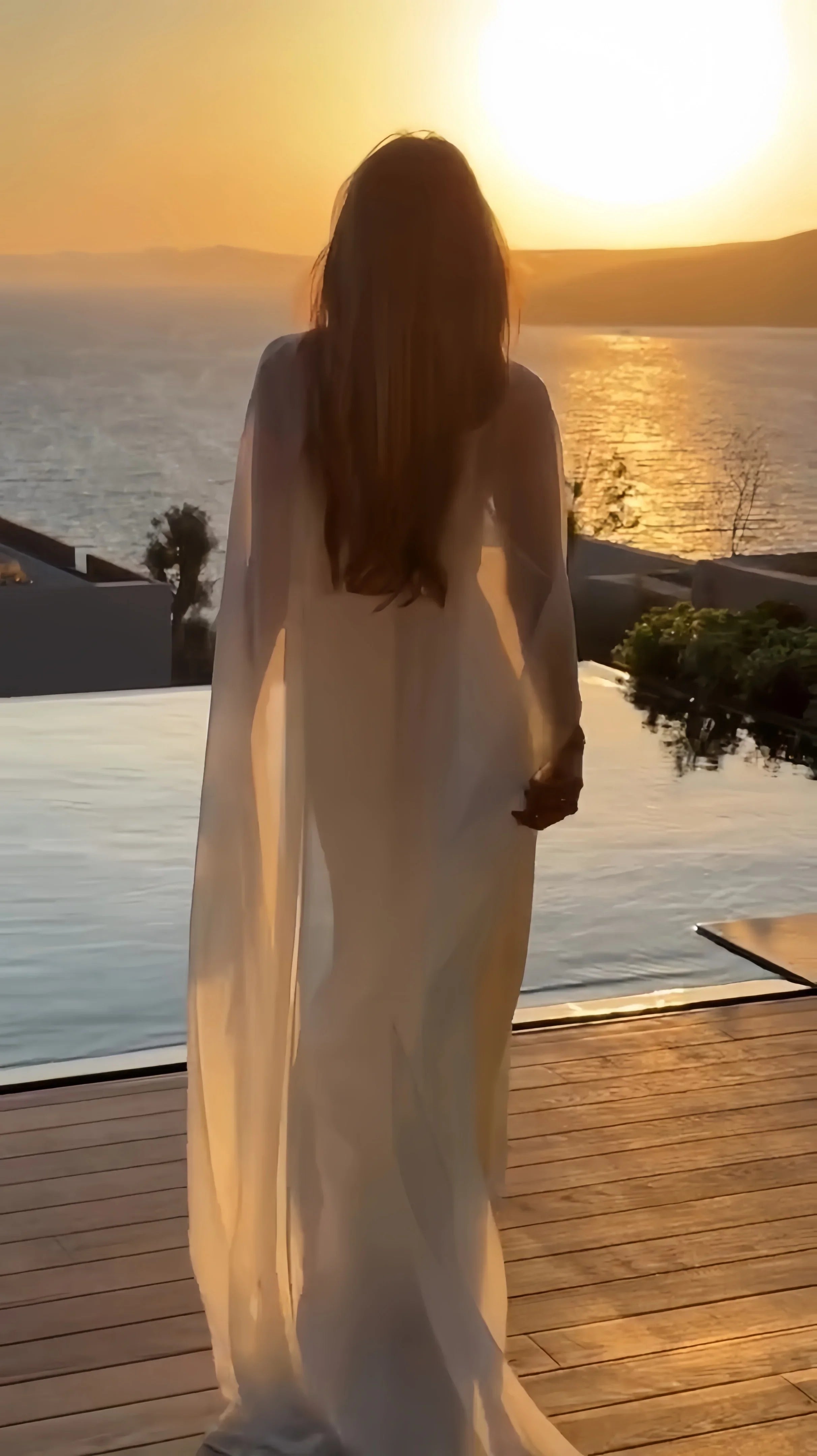 Simple White Chiffon Cape Maxi Dress Wedding Dress Beach Vacation Photoshoot Elegant Party Dresses Women's Formal Evening Gown