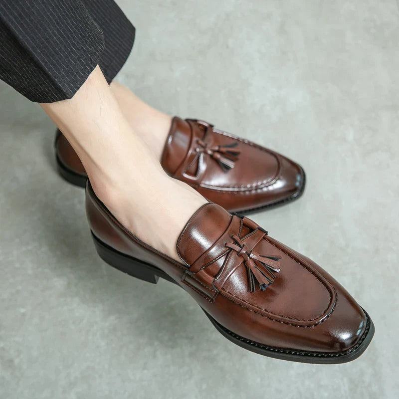 Mens Luxury Tassel Flats Leather Casual Office Designer Brogue Loafers Moccasin Wedding Oxford Footwear Dress Shoes for Men 2022