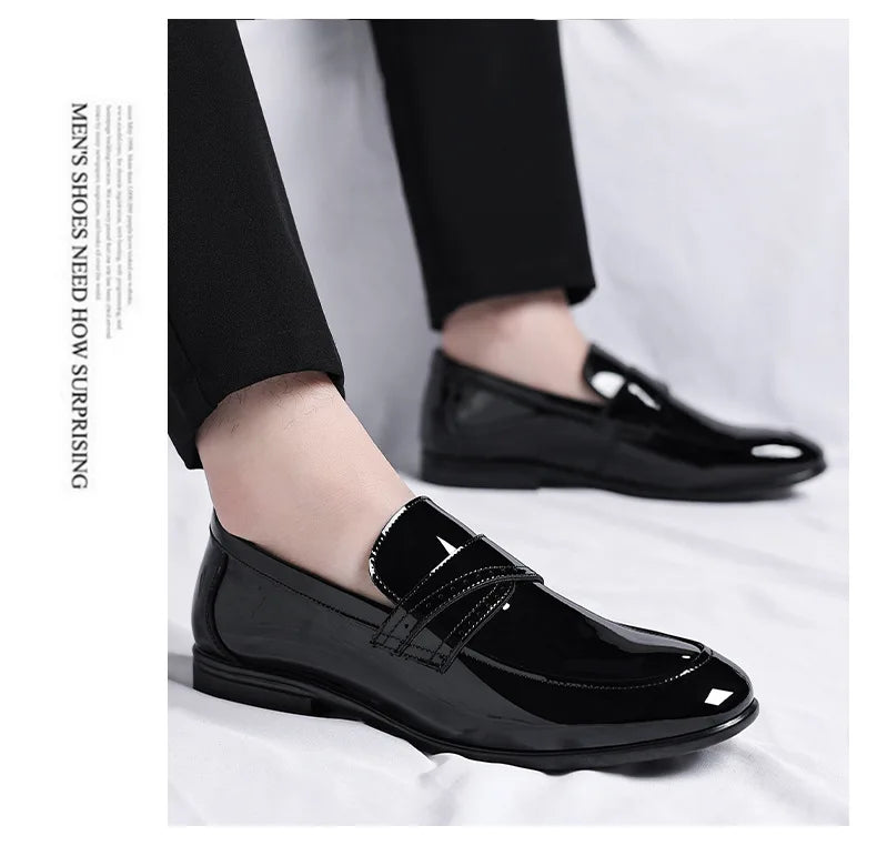 Spring Autumn New Patent Leather Shoes for Men Solid Color Fashion Wedding Shoes Male Low Top Casual Loafers Man