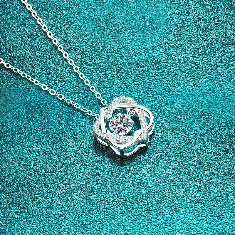 0.5ct GRA Moissanite Necklace for Women  Sparkling Simulated Diamond Pendant Beating Heart S925 Silver Fine Jewelry Gift