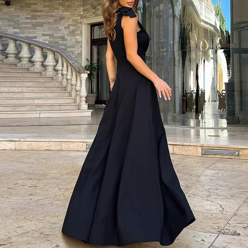Elegant Women's Draped Big Hem Evening Dress