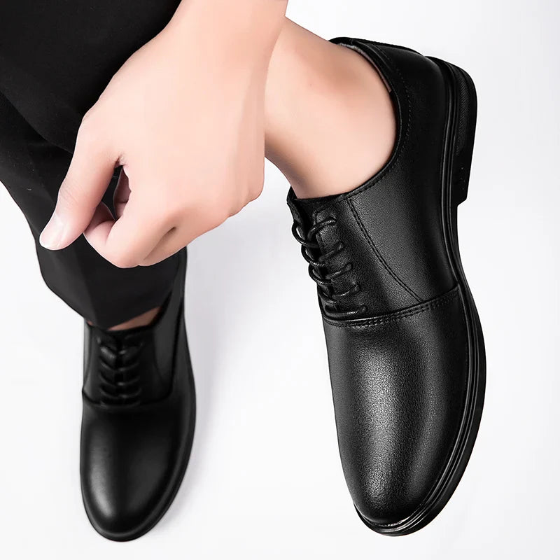 Italian Men Casual Leather Business Shoe Fashion Flat Designer Office Walking Shoe Handmade Antiskid Casual Formal Oxfords Shoes