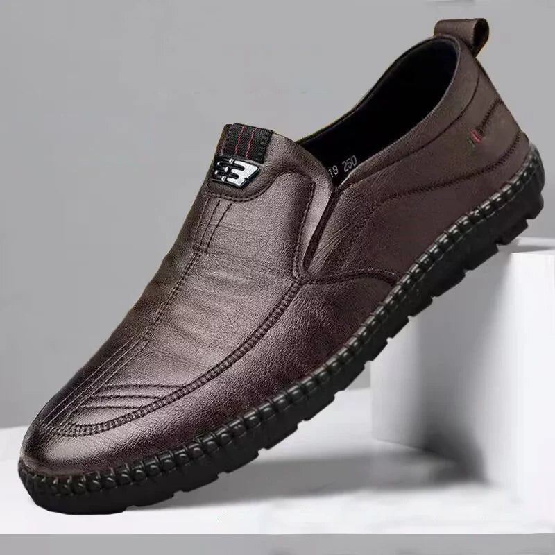 Summer Men's Casual Business Leather Shoes With Fashionable Design and Super Fiber Leather Surface For Comfort and Breathability