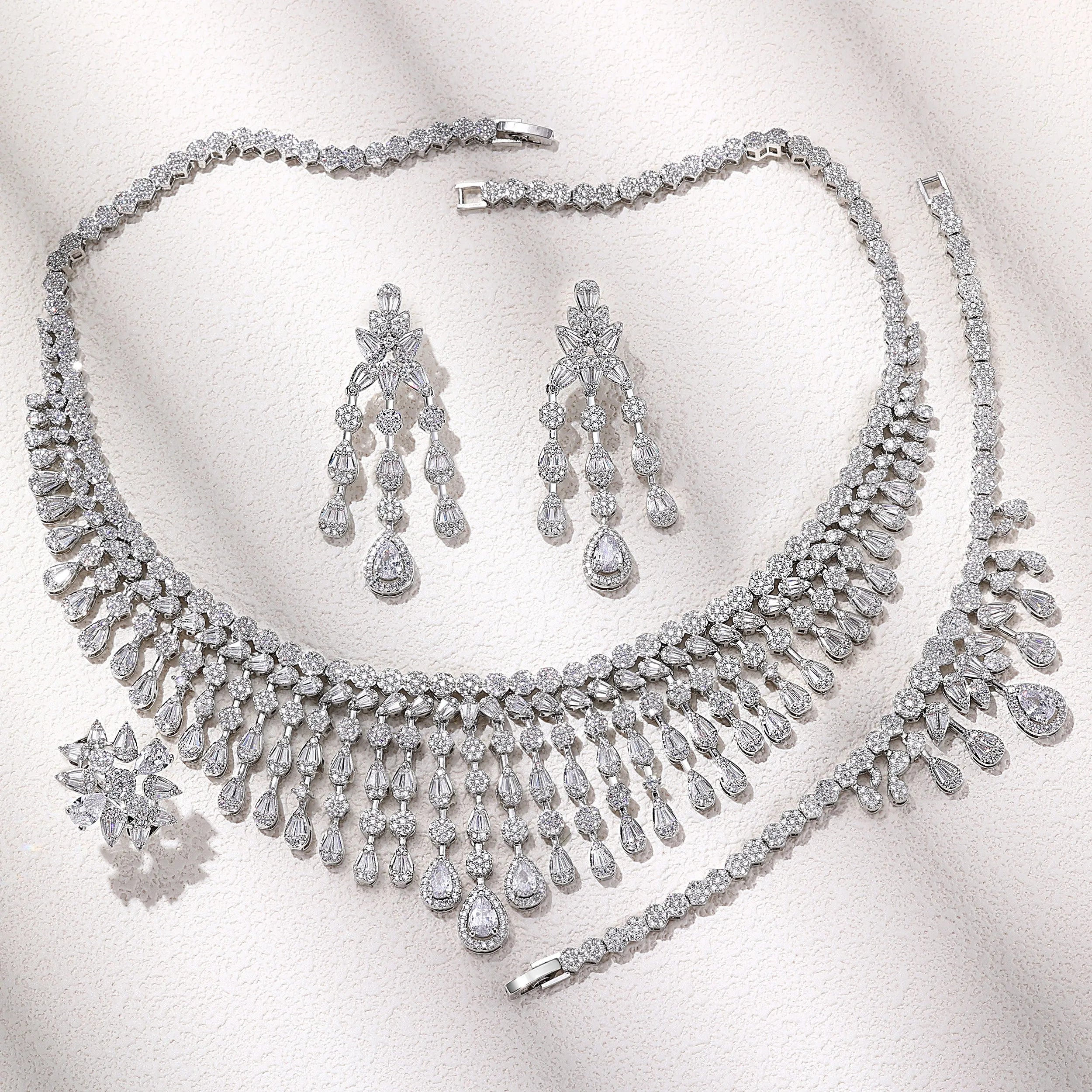 2023 New Dubai Nigeria Africa 4-piece Set Women's Cubic zirconia Jewelry Set Bridal Wedding Party Luxury CZ Crystal Jewelry Set