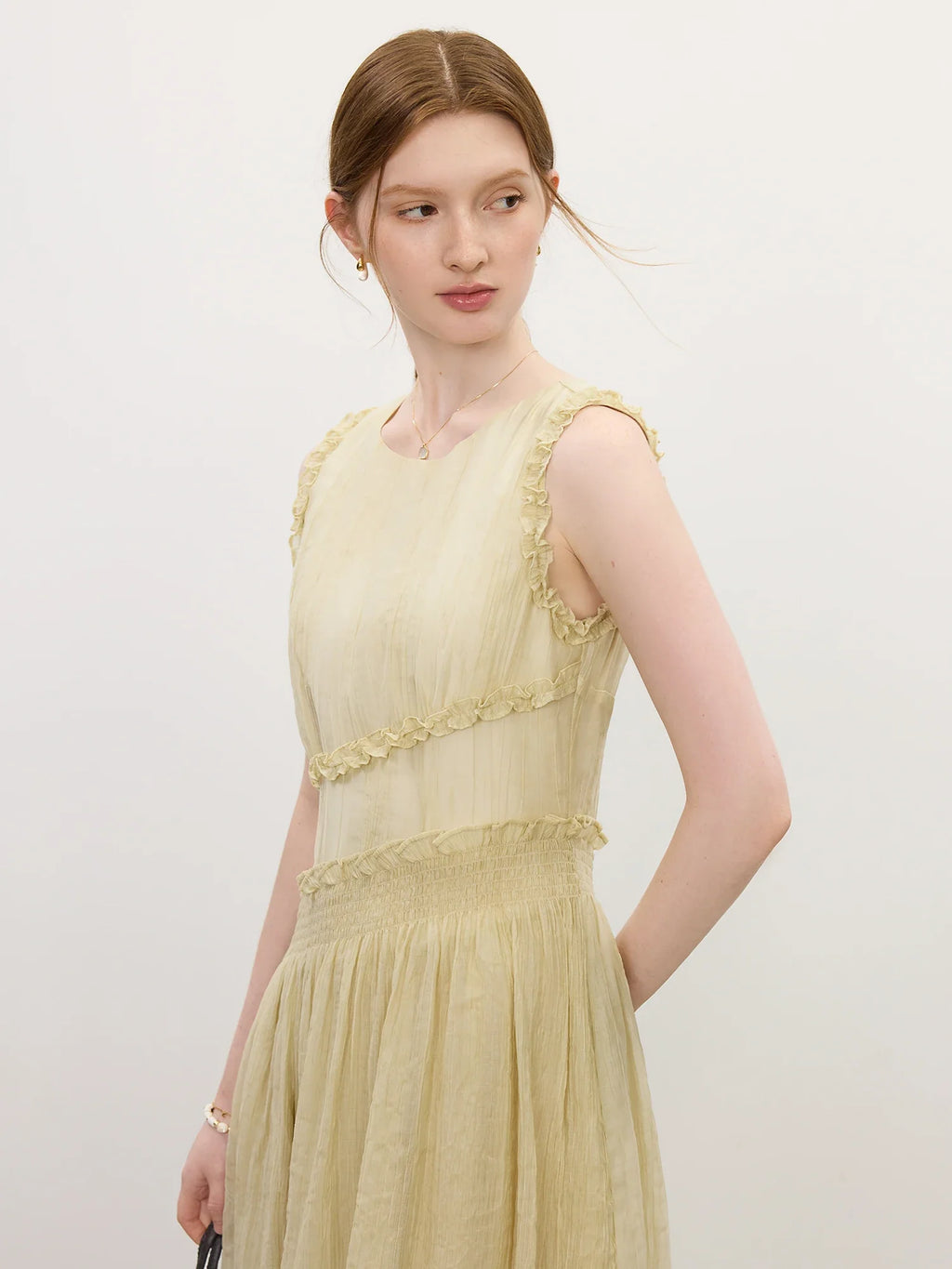 Summer 2025 Textured Pleat Dress - Fluid Asymmetric Hem Sleeveless Resort to Office Elegant Silhouette