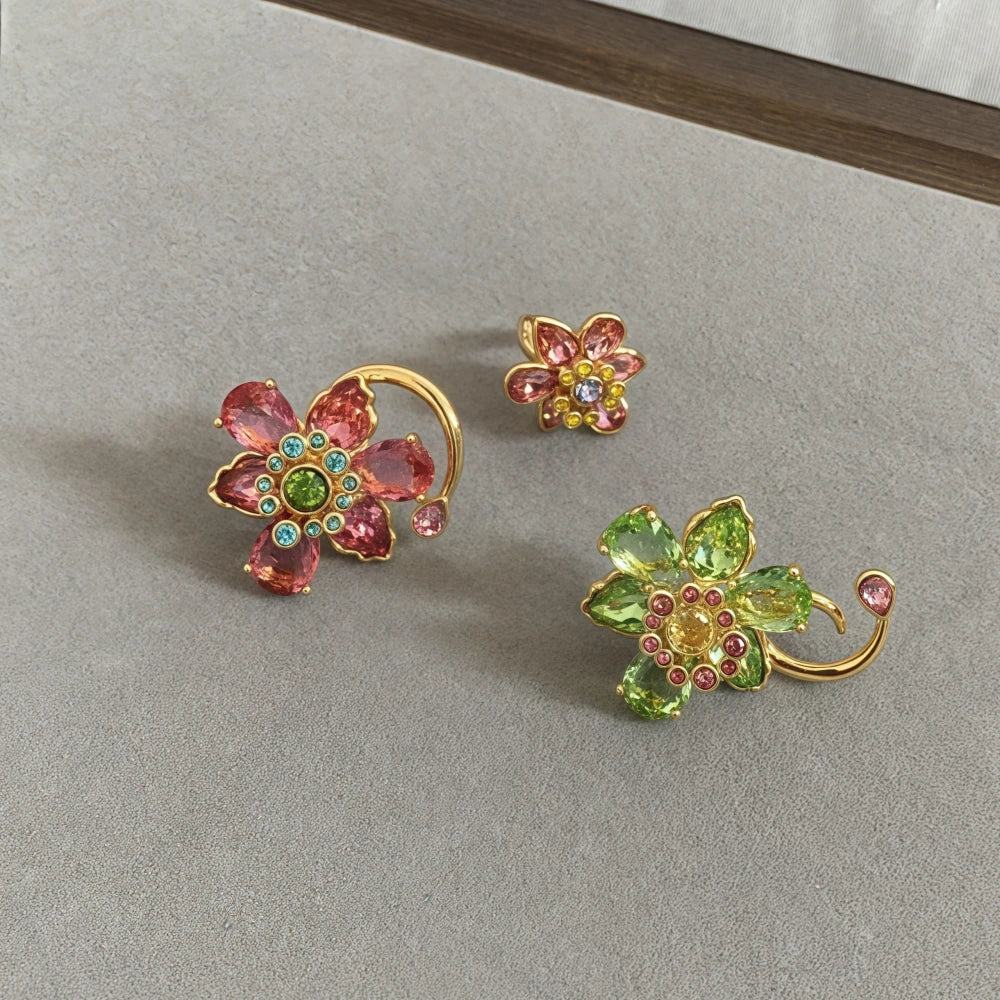 New necklaces for women's flower bracelets light luxury versatile high-end earrings niche design jewelry set