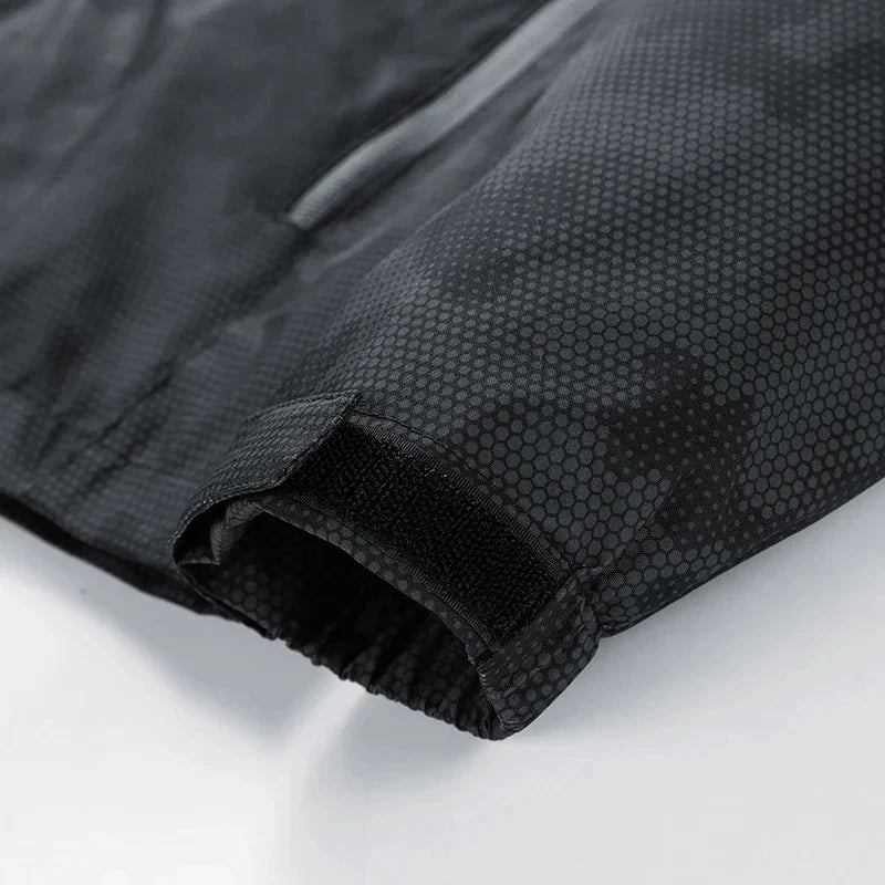 Spring Men's Windbreaker Korean Fashion Loose Waterproof Hooded Coat Outdoor Leisure Function Camping Camo Jacket Men's Workwear