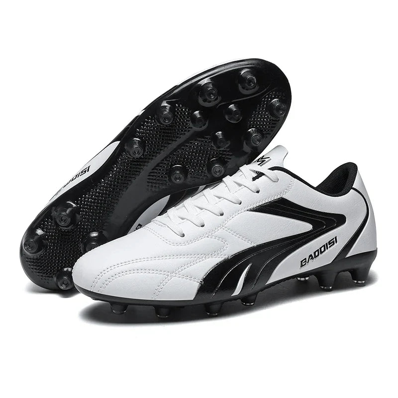 Men Soccer Shoes Breathable Football Boots Futsal Ultralight Professional Training Sneakers Unisex Grass Cleats Match Sport