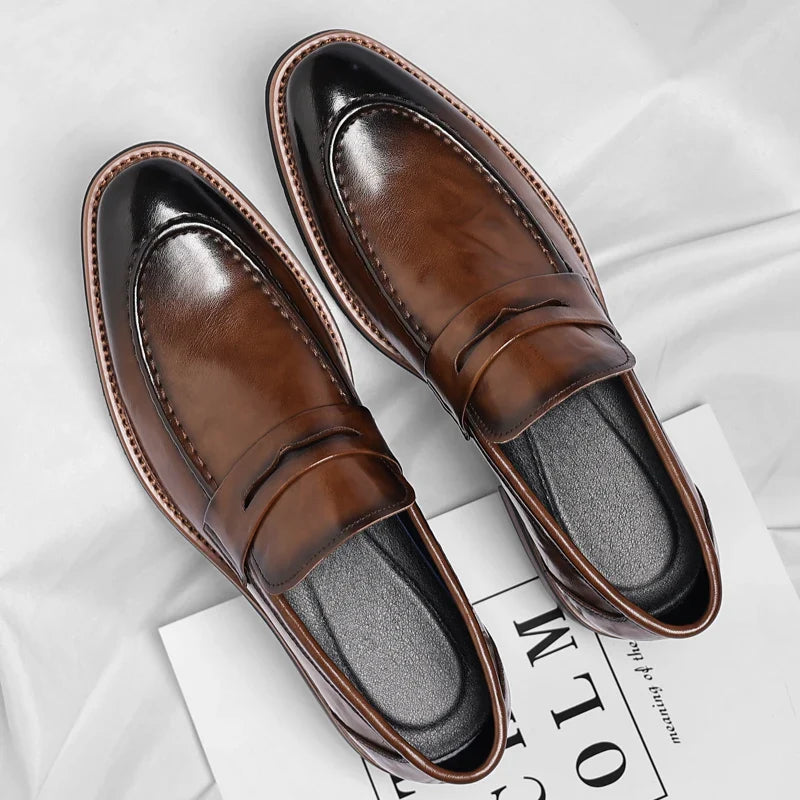 Leather Mens Casual Shoes Leisure Walk Pointed Toe Loafers Thick Bottom and Low Heel Comfy Casual Shoes Classic Business Shoes