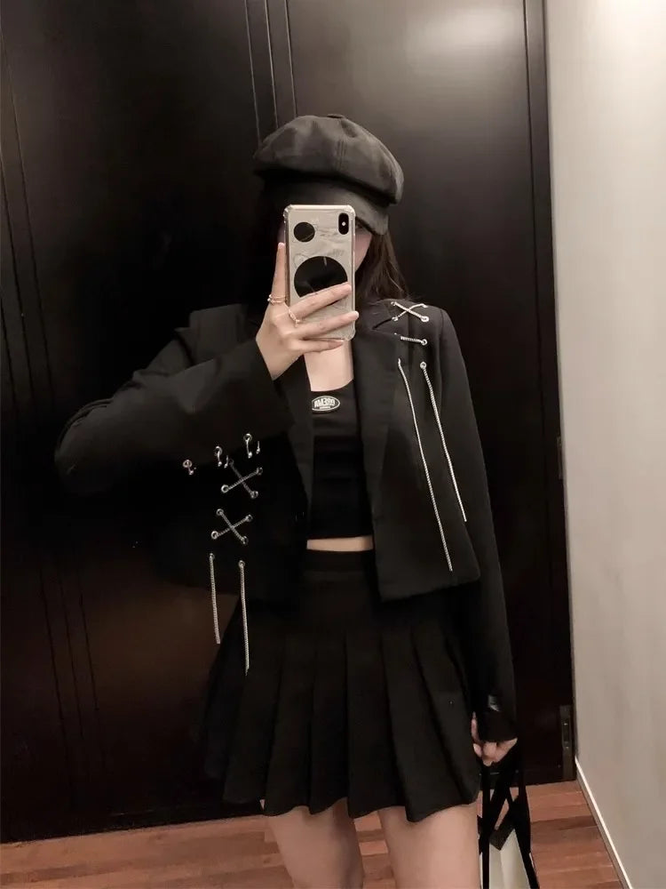 Women Punk Gothic Cropped Blazer with Metal Chain Tops Autumn Chic Patchwork Suit Office Lady Commute Short Jackt Streetwear
