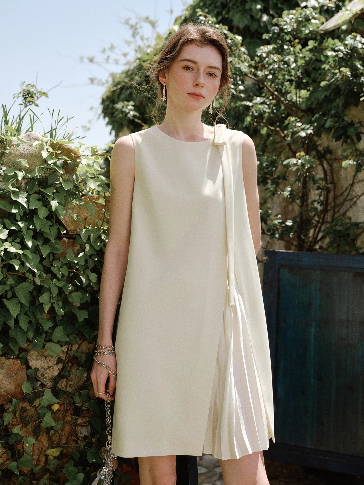 2025 Summer Petite Textured Pleated Dress - Artisan Bow Accents & Flared A-Line Silhouette for Casual Chic 25FS12622