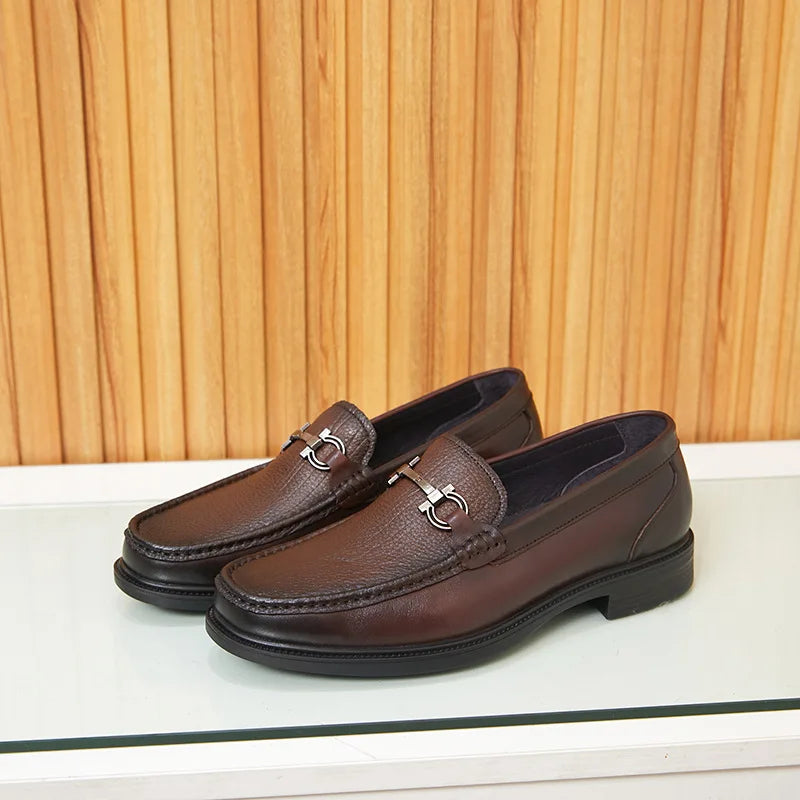 New Loafers for Men Genuine Leather Men's Shoes Elegant Gentleman Handmade Shoes Simple Metal horse buckle
