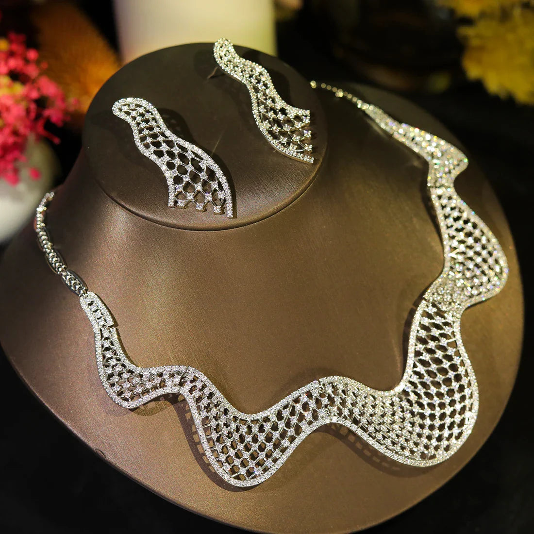 Fashion Wavy Colorful Necklace Luxury Cubic zirconia Jewelry Set For Women Dubai Bride Suitable Wedding Balls Accessories