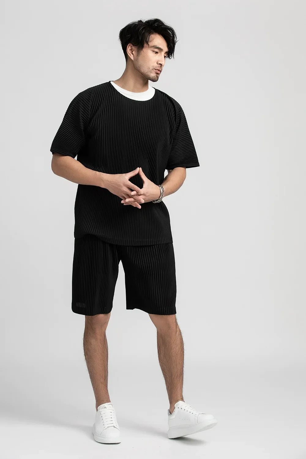 Pleated Shorts For Men Five-point Pants Baggy Casual Sports Shorts Japanese Pleated pants