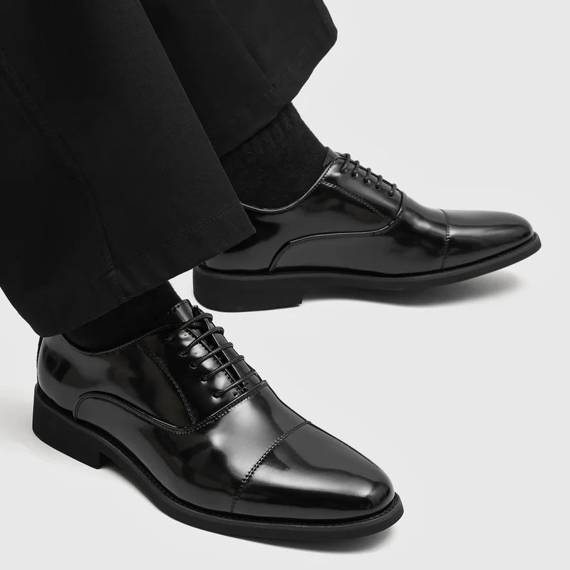 Men's Dress Shoes Size 38-46 Fashion Man Pointed Toe Oxford Shoes Lace-Up Brogue Footwear Buckle Business Wedding Shoes Sneakers