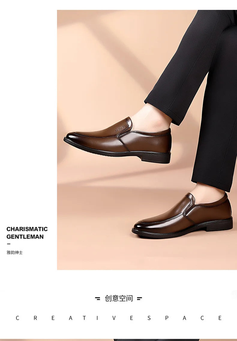 New Designer Soft Leather Shoes for Men Solid Color Fashion Business Casual Shoes Male Spring Autumn New Dress Shoe Man