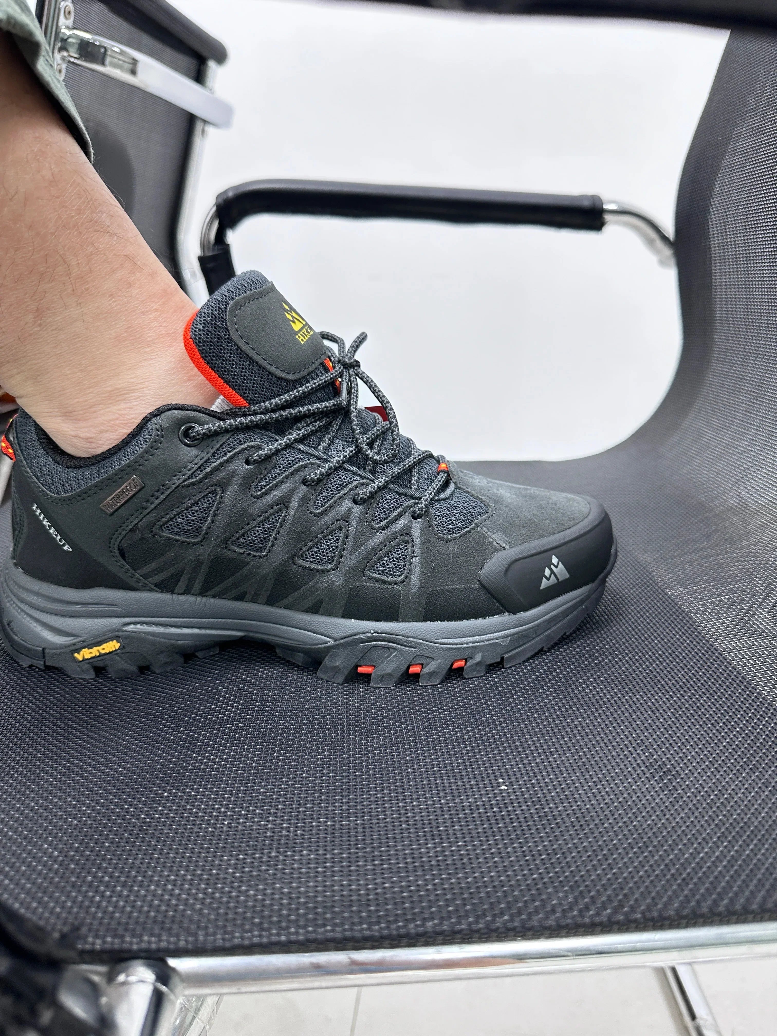 Mens Hiking Shoes Breathable Lace Up Trekking Male Cushioning Outdoor Climbing Tourism Sneakers for Men