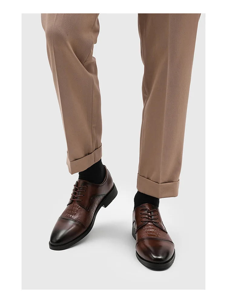 New Lace Designer Elegant Shoes Man Spring Autumn Business Casual Leather Shoe Male Fashion Solid Color Wedding Dress Shoes Man