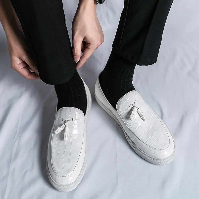 Zapatos De Hombre Loafers Men's Tassel Slip-On Comfortable Men Leather Shoes Casual Shoes Fashion Oxford Shoes Large Size 38-47