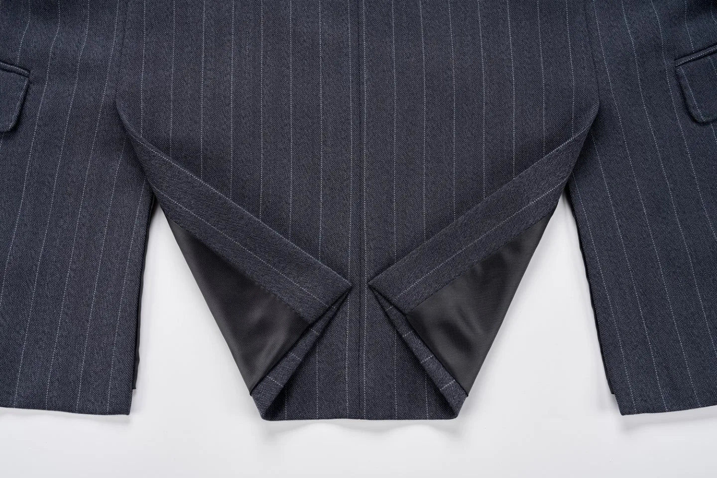 2025 Muscular Groom Suits US Sizes 3D Tailored Italian TR for Broad Shoulders Wedding & Business Set with Adjustable Trousers