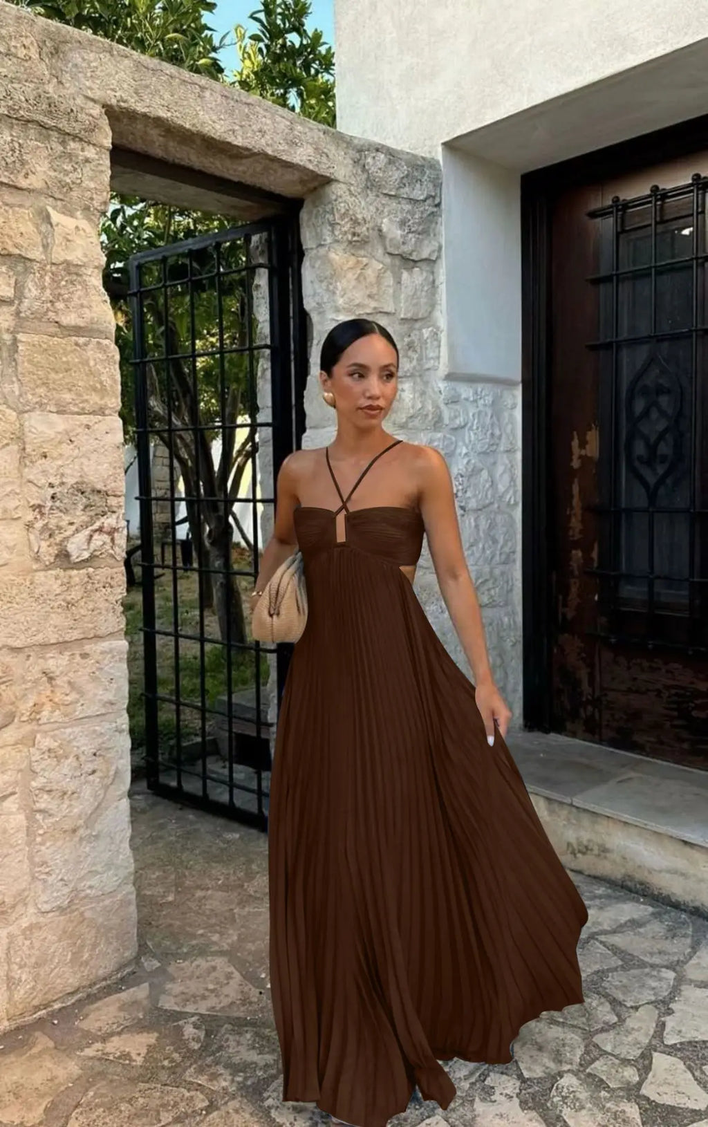 2025 New Women's Fashionable and Elegant Summer Camisole Beach Vacation Long Dress Elegant Backless Pleated Long Dress