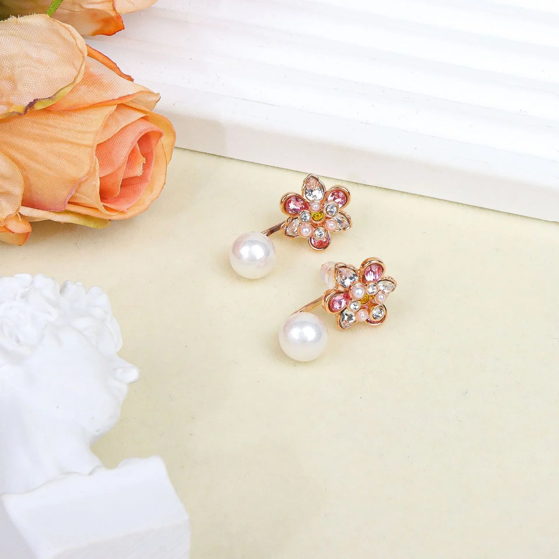 Delicate Crystal Beaded Necklace Earrings Bracelet Gift Set, High-End Fashion Jewelry Collection for Women,work to dinner piece