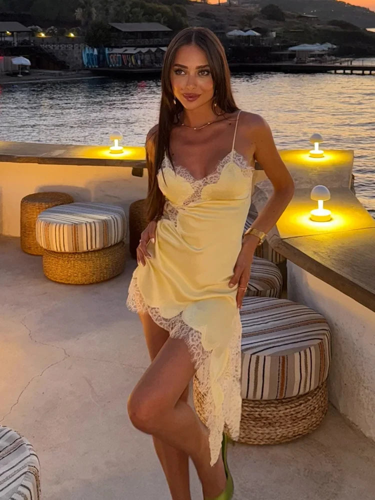 Summer Women Fashion Asymmetry Lace Decorate Dress Female Sexy Sleeveless Backless Halter Neck Collar Beach Party Dress