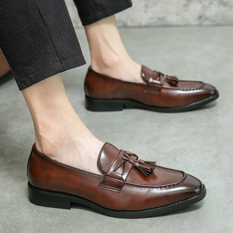 Mens Luxury Tassel Flats Leather Casual Office Designer Brogue Loafers Moccasin Wedding Oxford Footwear Dress Shoes for Men 2022