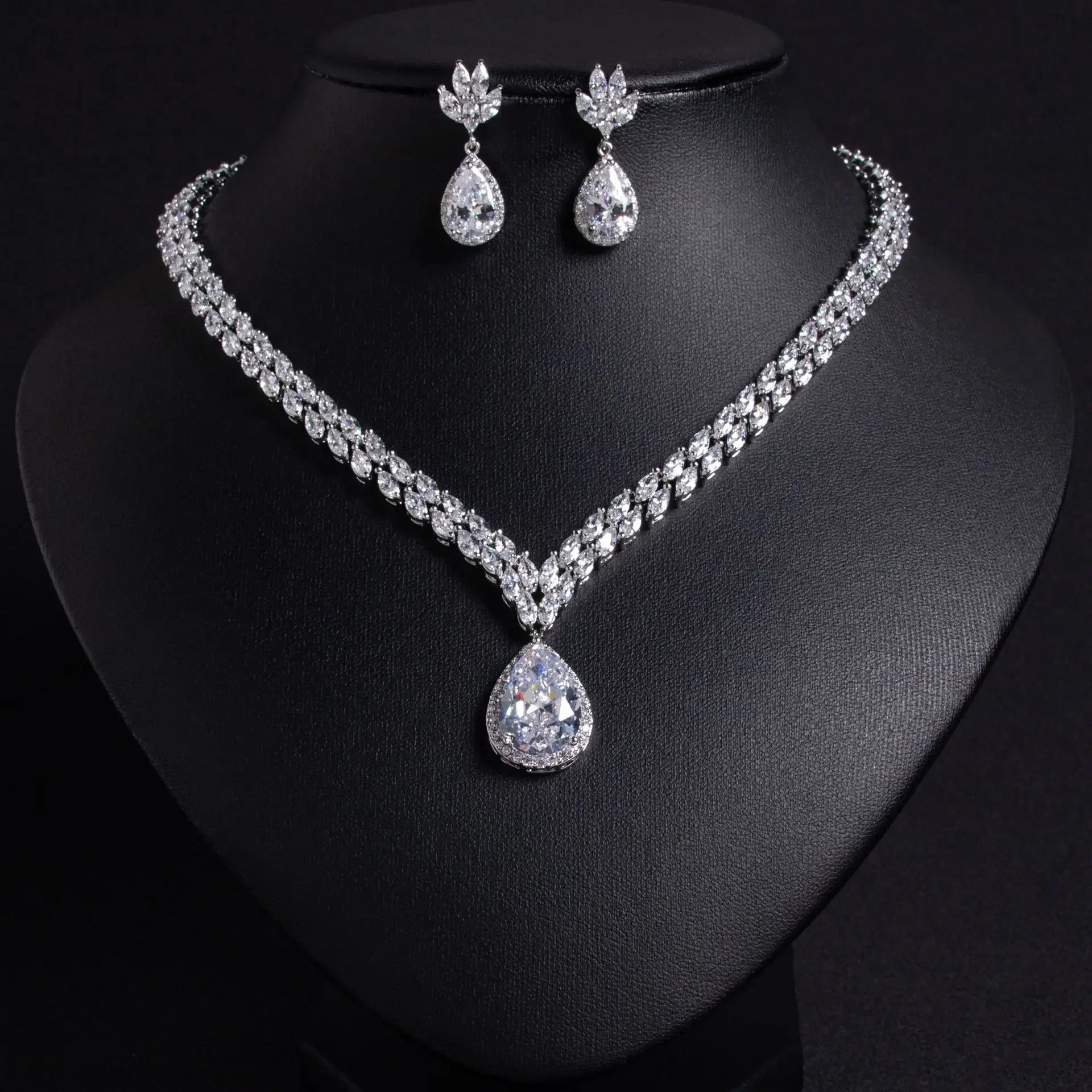 Pop Hot Stereo Jewelry Oil Painting Necklace Earrings Premium Multi-Color 2-Piece Wedding Travel Women's Holiday Gift M-1000