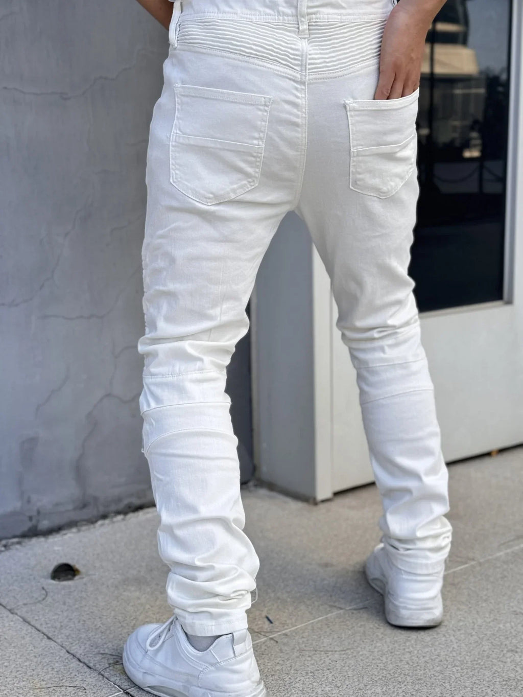 Fashionable Men's Jeans   Cool and Stylish Hip Hop Style Casual Pants   White Cotton Blended Fabric   Breathable and Comfortable