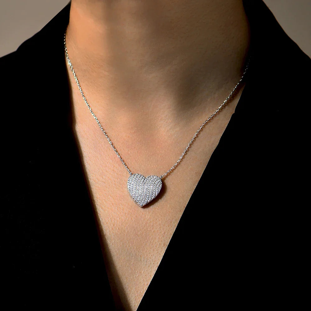2024 New Luxury  D VVS1 Color Moissanite Necklace for Women Heart Shape Sparkling 100% 925 Sterling Silver Fine Jewelry