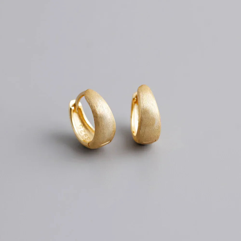 925 Sterling Silver Simple Wide Huggies Gothic Hoop Earrings for Women European Unisex Piercing Rock Jewelry Ear Buckles