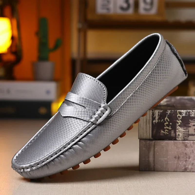 MAEDEF Fashion Men Leather Casual Shoes Soft Lightweight Breathable Slip-on Mens Driving Shoes Comfortable Loafers Moccasins