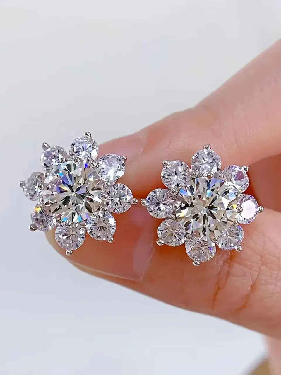 0.5Ct Moissanite Diamond Flower Stud Earrings for Women Real 925 Sterling Silver Solitaire Eternity Wedding Party Jewelry