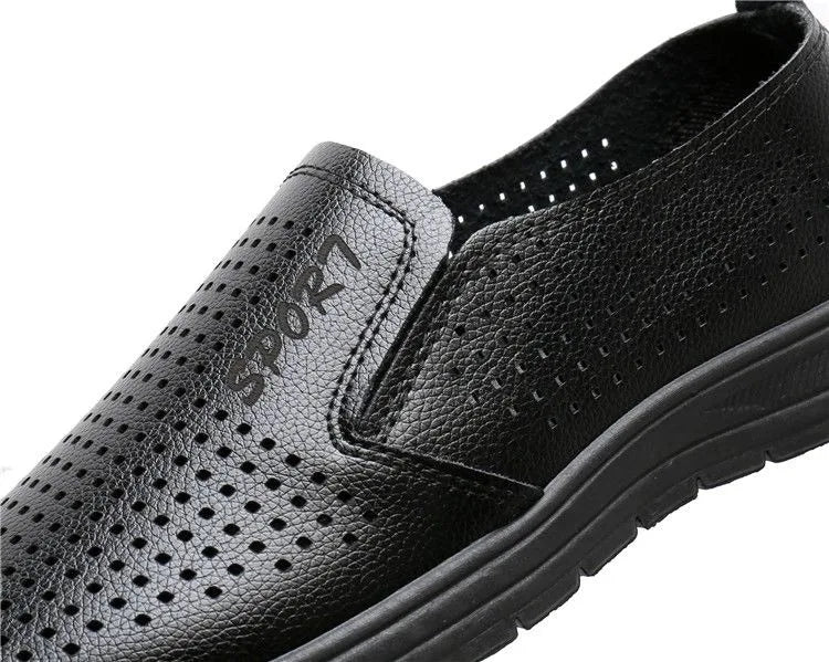 2026 Summer Men Sandals Business Casual Leather Hollow Out Shoes Breathable Soft Sole Clogs Fashion Comfortable Outdoor Slides