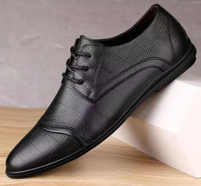Pointed Toe Black Soft Men's Leather Shoes Comfortable Low Price Summer Male Casual Shoe Retro Elegant Designer Social Footwear