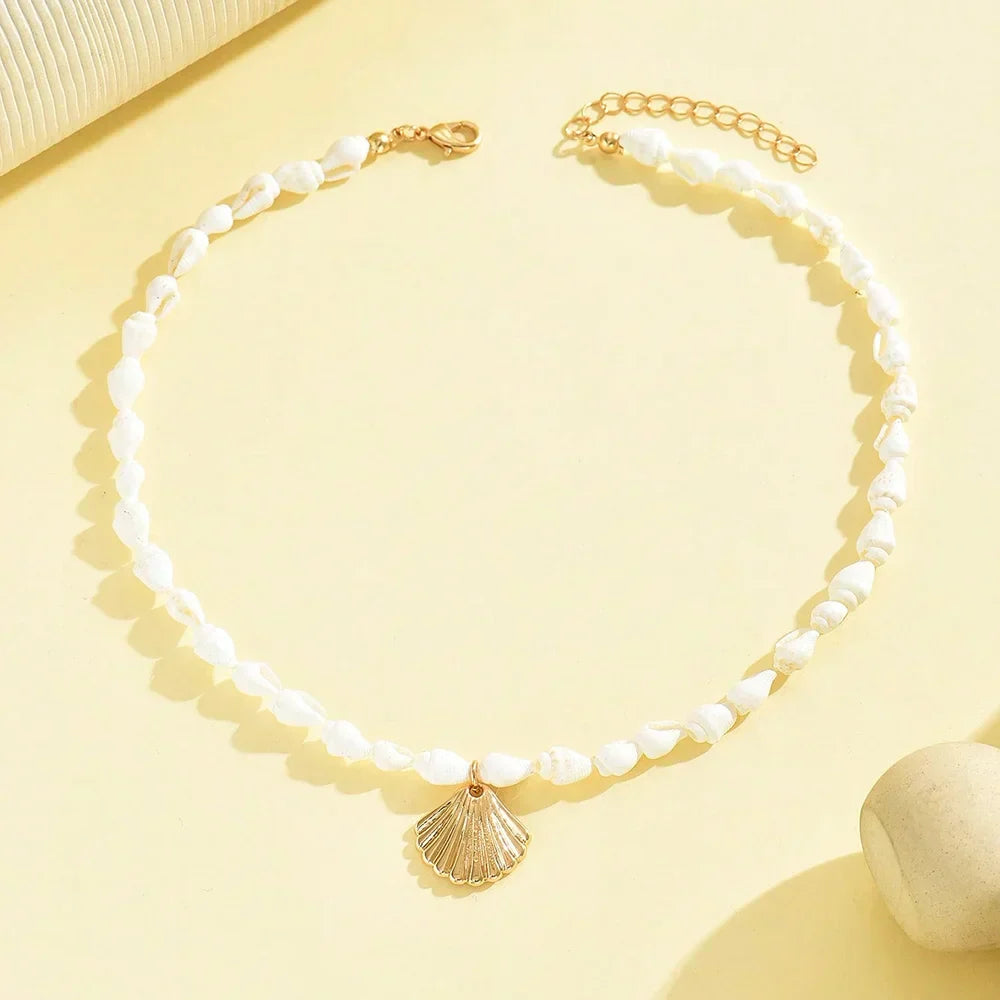 Fashionable  Natural Seashell Beaded Necklace Shell Pendant Ocean Inspired Jewelry Choker Suitable For Women Holiday Party Daily