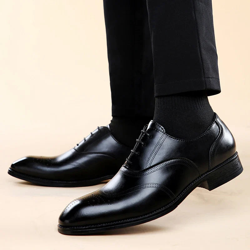 Luxury Brand Men's Glossy Leather Shoes Classic Brogue Shoes Lace Up Men's Office High-quality Business Shoes Big Size：38-48