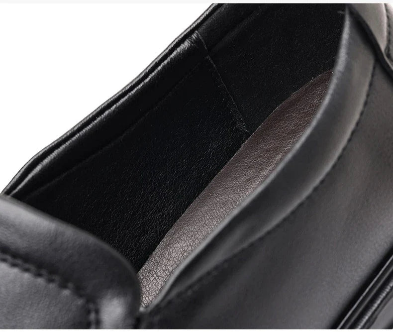 Spring Autumn New Designer Loafers for Men Solid Color Fashion Business Casual Shoes Male Soft Sole British Leather Shoes Man