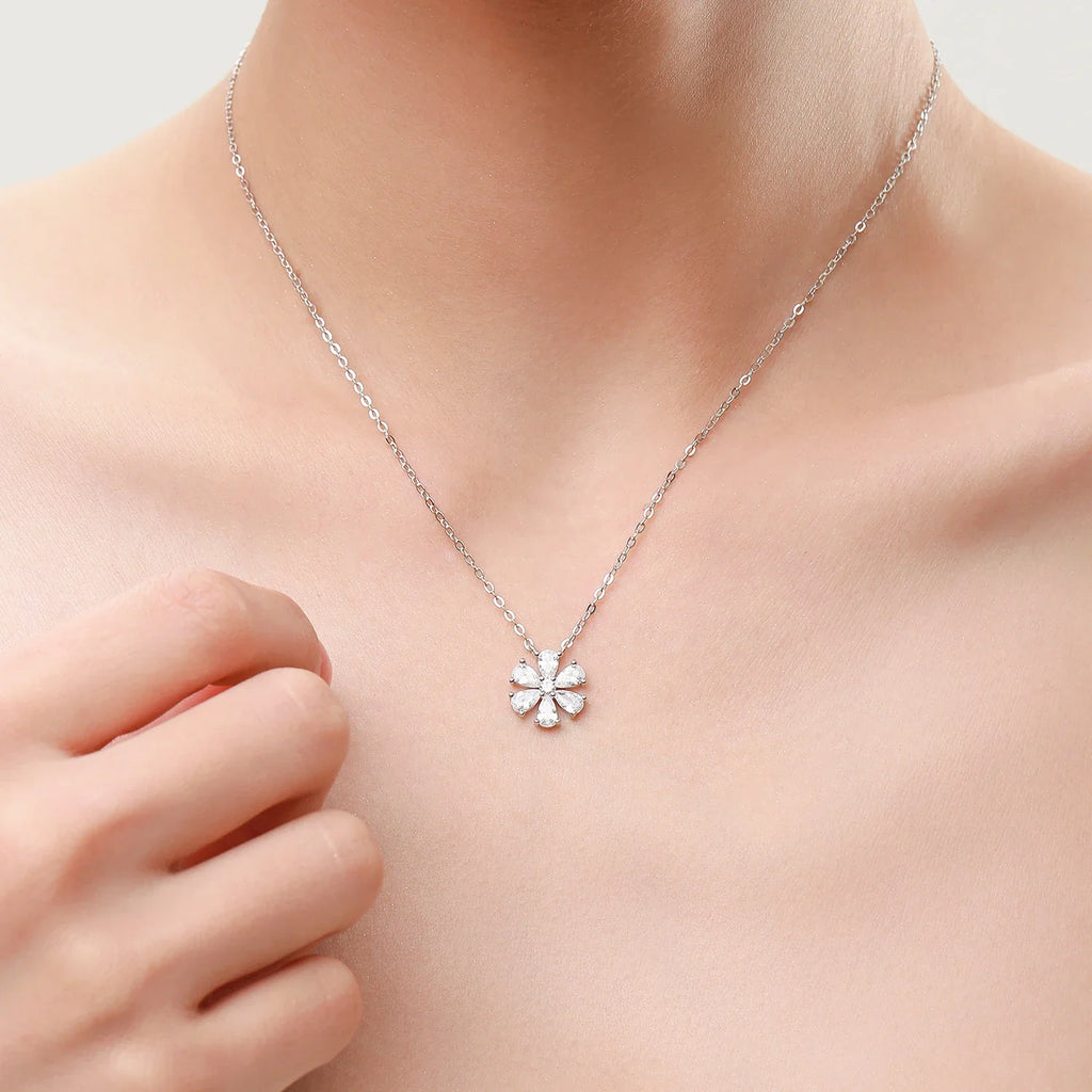 925 Sterling Silver Sparkling Lucky Flower Pendant Necklace for Women Luxury Drop Zirconia Female Wedding Fine Jewelry