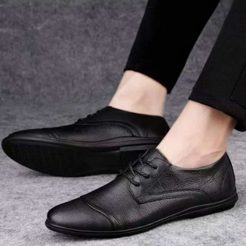 Pointed Toe Black Soft Men's Leather Shoes Comfortable Low Price Summer Male Casual Shoe Retro Elegant Designer Social Footwear