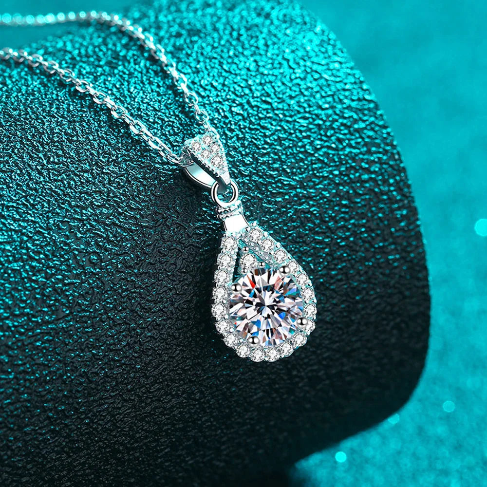 D VVS1 Moissanite Pandent Necklace for Woman Wedding Jewely with GRA 925 Sterling Sliver Plated 18k white Gold Necklace