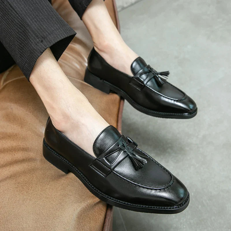 Mens Luxury Tassel Flats Leather Casual Office Designer Brogue Loafers Moccasin Wedding Oxford Footwear Dress Shoes for Men 2022