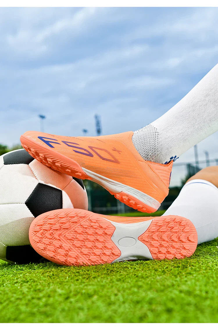 New Men Soccer Shoes Cleats Grass Futsal Comfortable Turf Football Boots Sports Ultralight FG/TF Non Slip Indoor Adult Sneakers