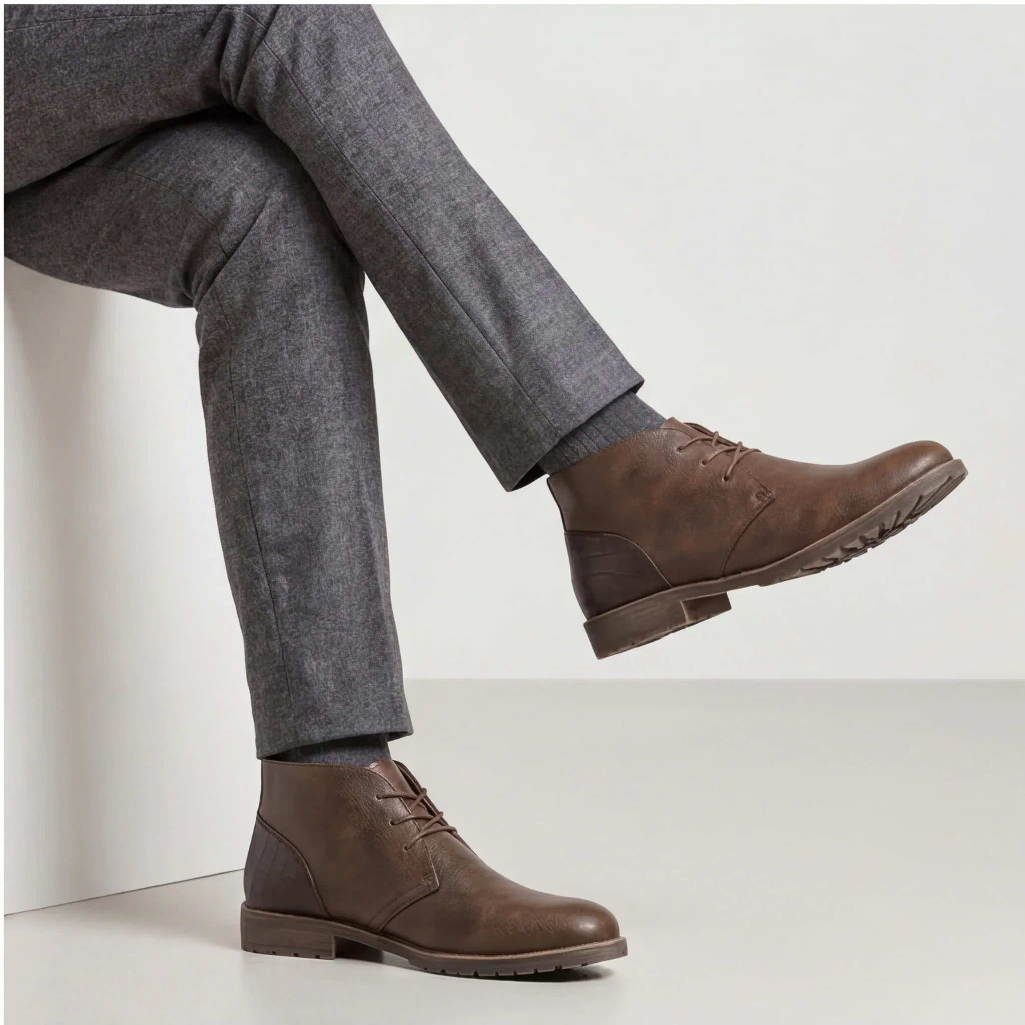 Retro American Style Men Desert Boots Ankle Boots Vintage Casual Leather Boots for Men