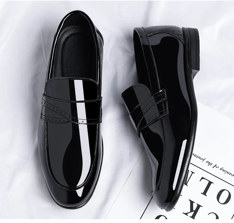 Spring Autumn New Patent Leather Shoes for Men Solid Color Fashion Wedding Shoes Male Low Top Casual Loafers Man