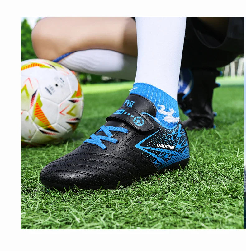 New Children Soccer Shoes Sports Society Field Boy Football Boots Futsal Fast Indoor Sneaker Original Ankle Football Boot Cleats