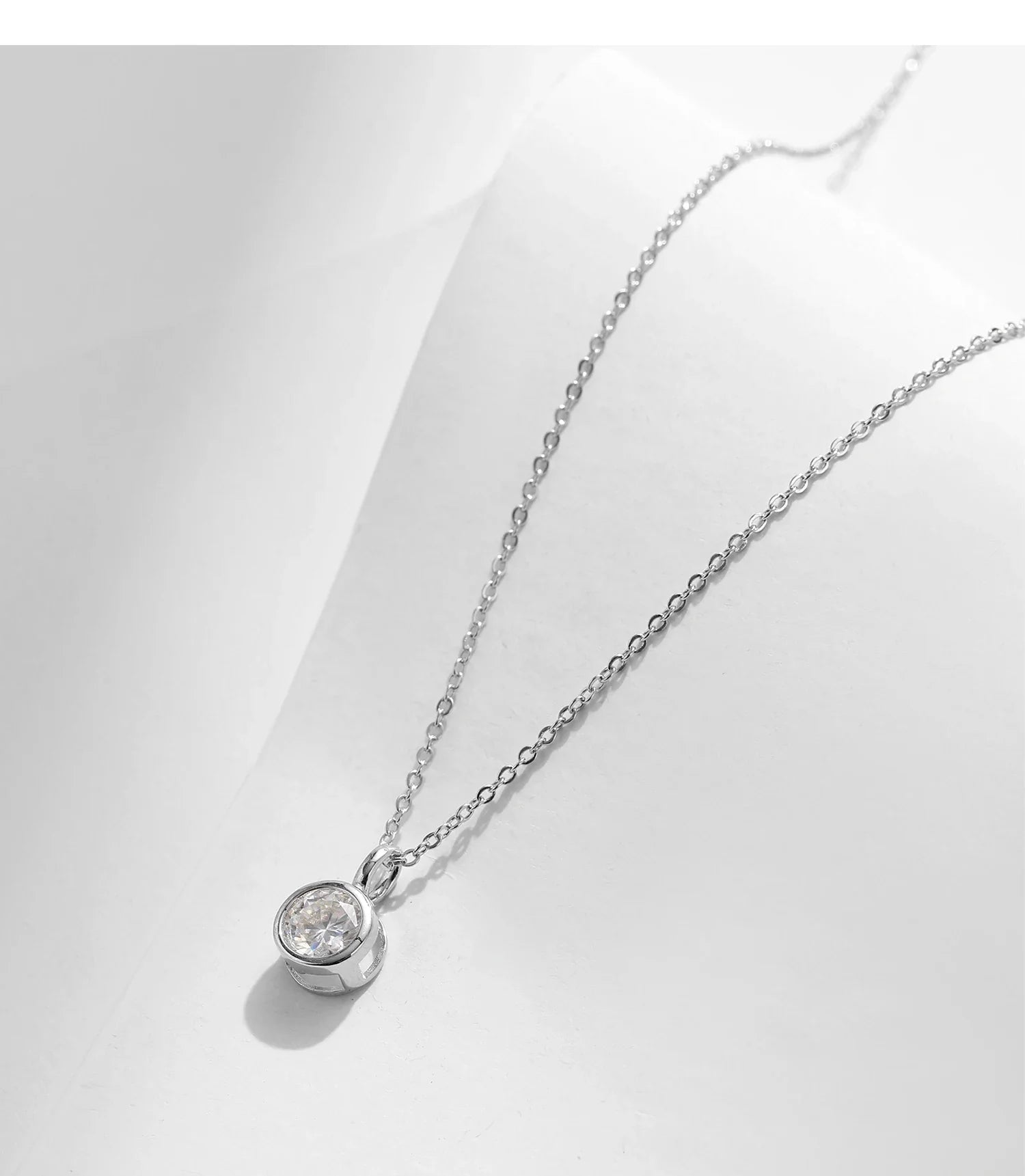 1 Carat D Color Round Bezel Setting Moissanite Pendant Necklace 925 Silver Lab Diamond Women Jewelry With Certificate Box