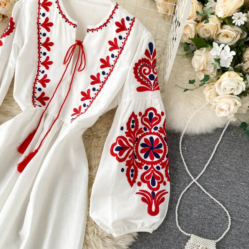 Embroidered Flower Long Sve Loose Fit Lantern Sve Gathered Slimming A-Line Dr Women's round Ne Dr