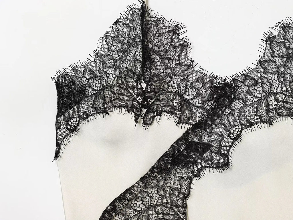 Women Fashion Lace Patchwork Straps Top Irregular Hem Spaghetti Straps V-Neck Hollow Sexy Tops 2026 Summer Night Date Wear